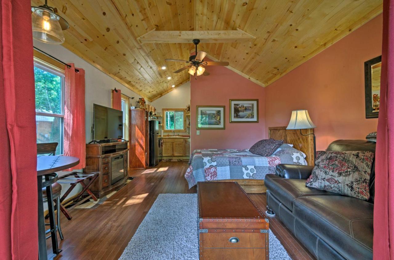 Bryson City Studio With Hot Tub - Near Nantahala! Εξωτερικό φωτογραφία