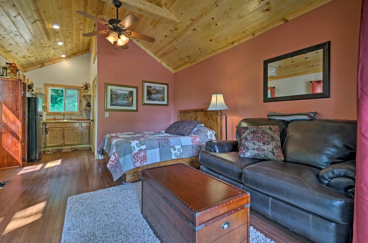 Bryson City Studio With Hot Tub - Near Nantahala! Εξωτερικό φωτογραφία
