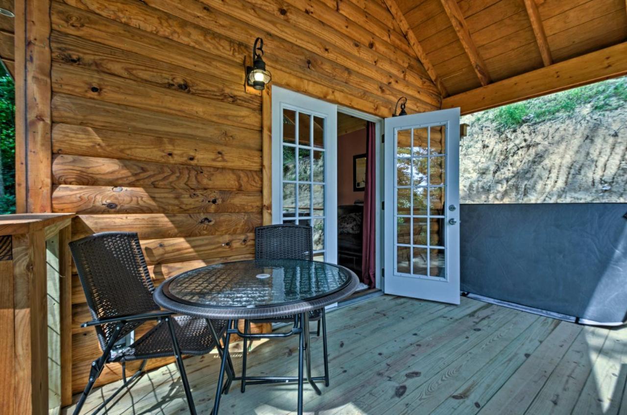 Bryson City Studio With Hot Tub - Near Nantahala! Εξωτερικό φωτογραφία