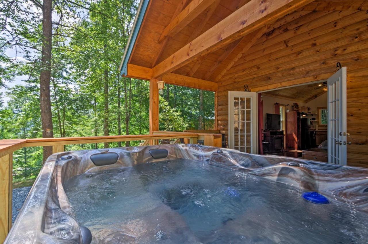 Bryson City Studio With Hot Tub - Near Nantahala! Εξωτερικό φωτογραφία