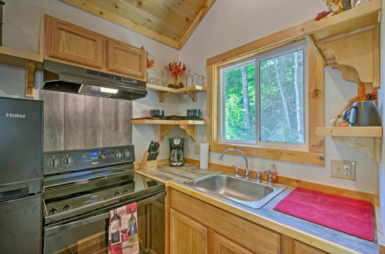 Bryson City Studio With Hot Tub - Near Nantahala! Εξωτερικό φωτογραφία